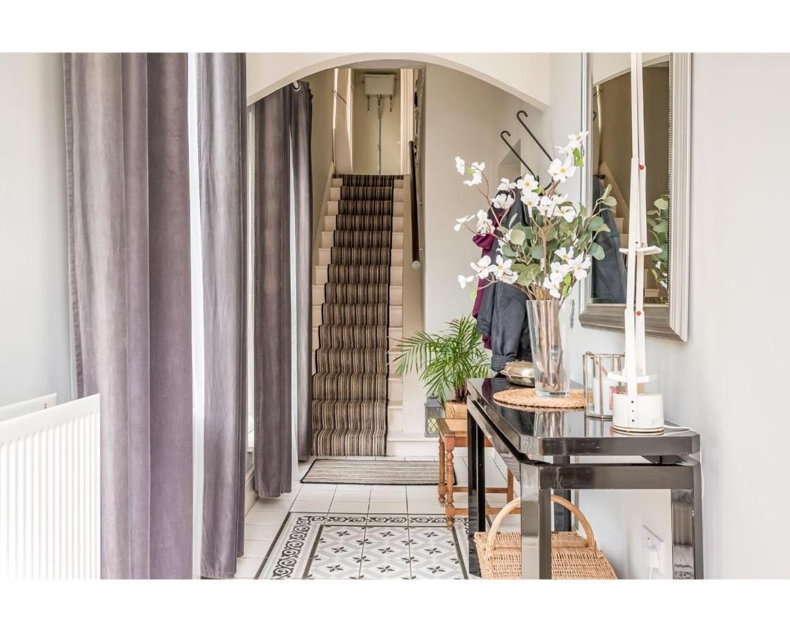 Central Belfast Apartments Ormeau Park Residence Екстер'єр фото